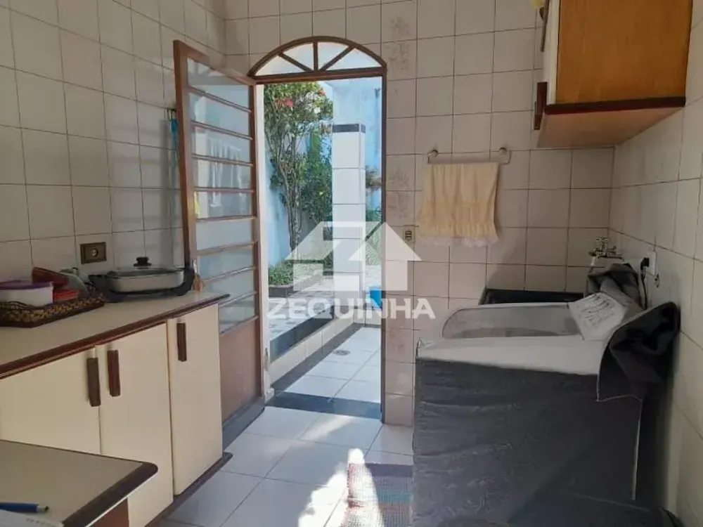 Casa, 3 quartos, 337 m² - Foto 1