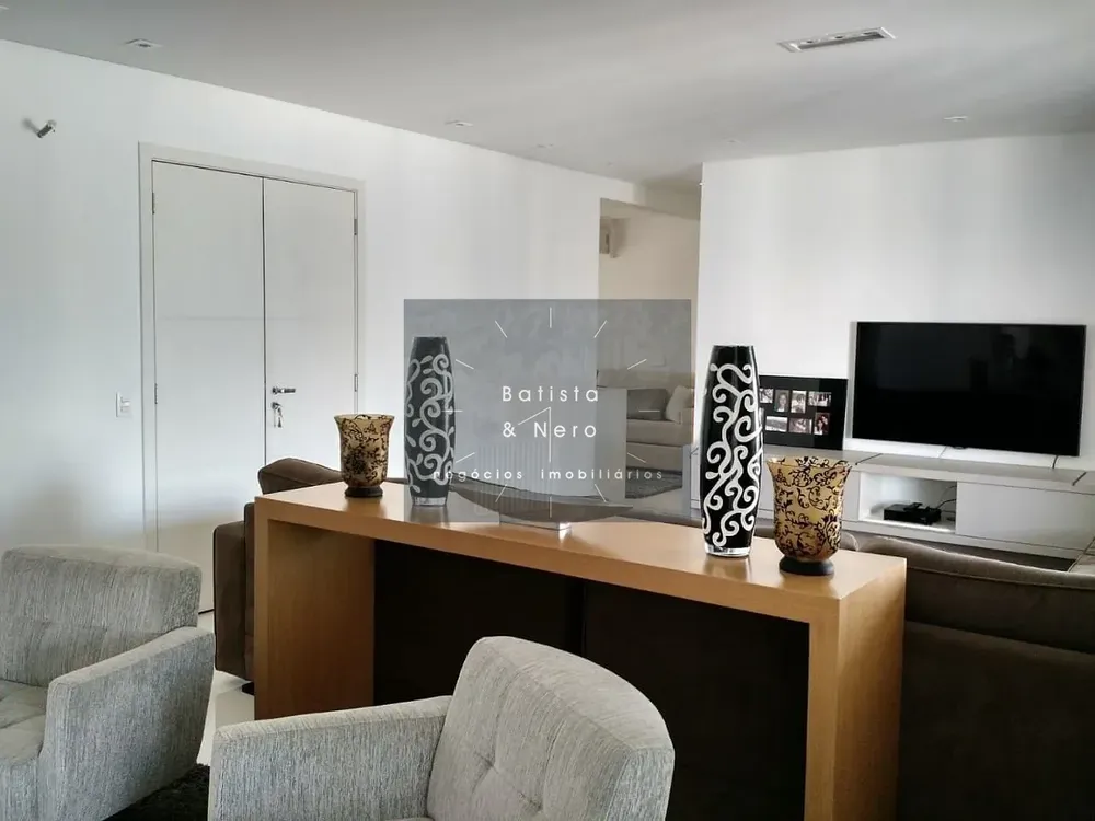Apartamento, 4 quartos, 223 m² - Foto 1