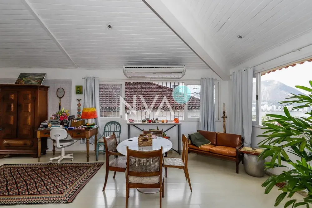Casa, 6 quartos, 350 m² - Foto 1
