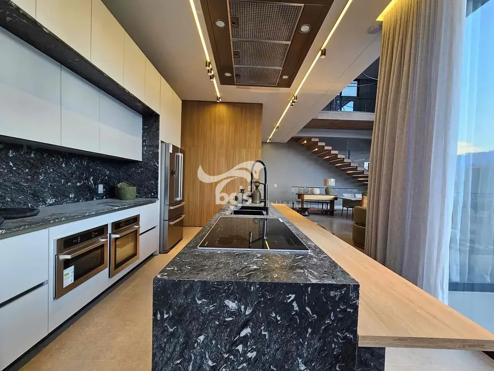 Casa, 5 quartos, 1030 m² - Foto 2