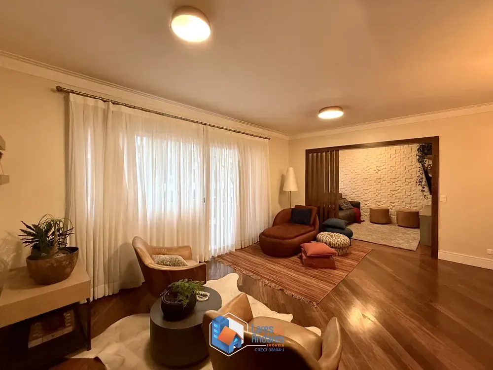 Apartamento, 3 quartos, 155 m² - Foto 1
