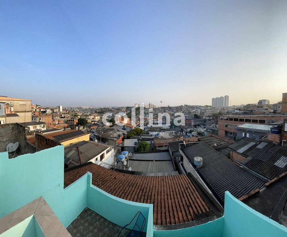 Casa à venda com 2 quartos, 180m² - Foto 4