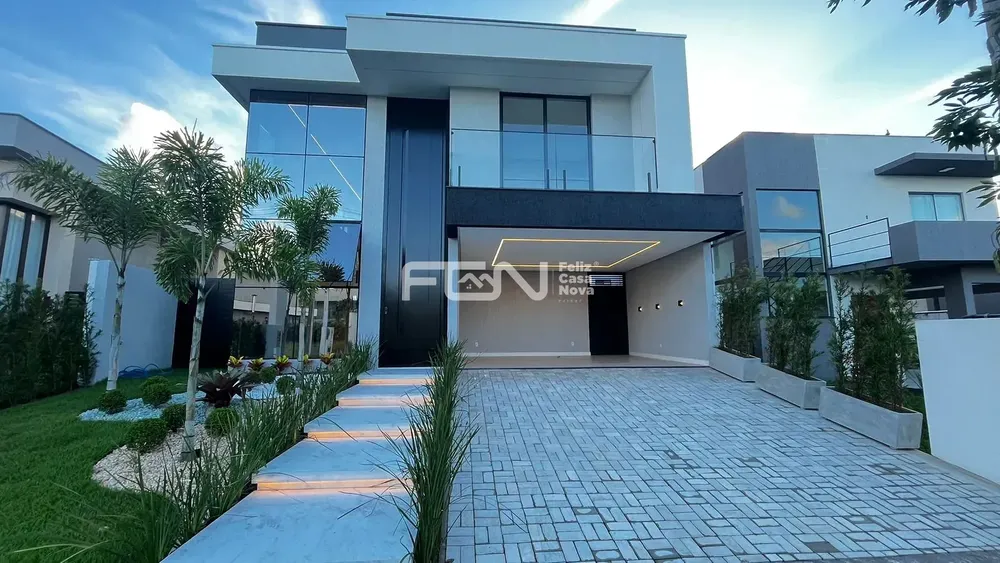 Casa, 4 quartos, 272 m² - Foto 2