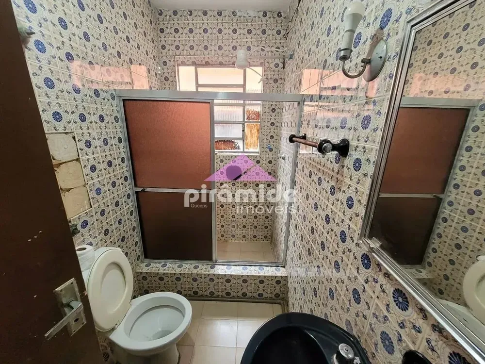 Casa, 3 quartos, 214 m² - Foto 2