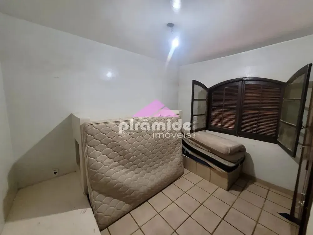 Casa, 3 quartos, 214 m² - Foto 4