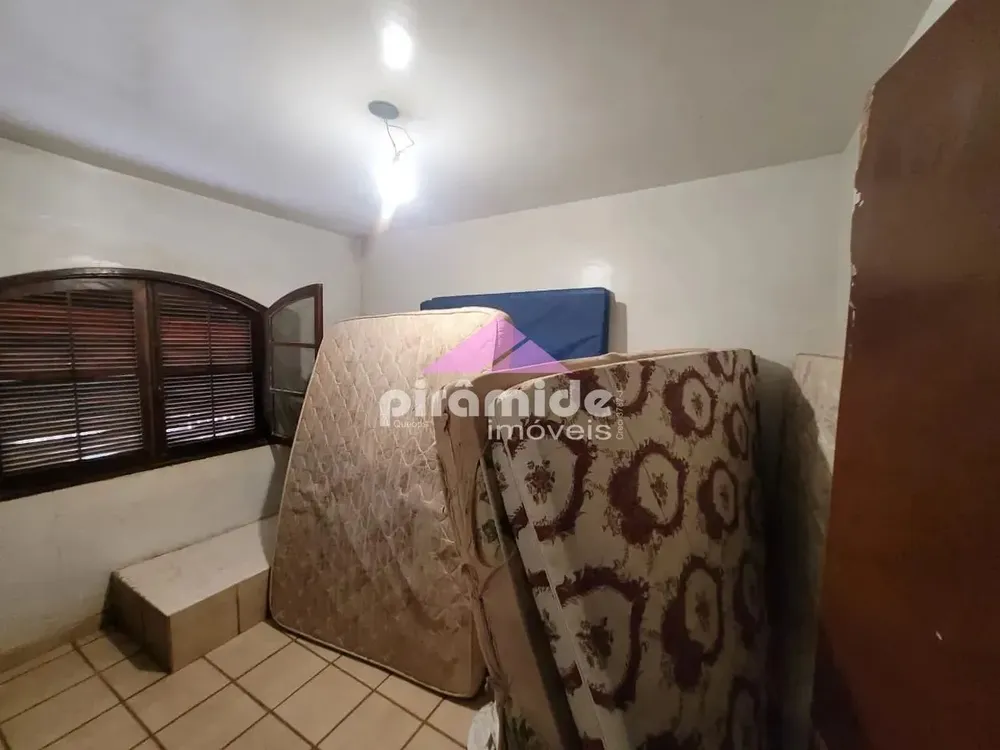 Casa, 3 quartos, 214 m² - Foto 3
