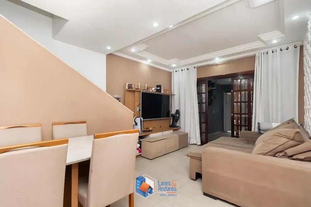 Casa, 3 quartos, 83 m² - Foto 1
