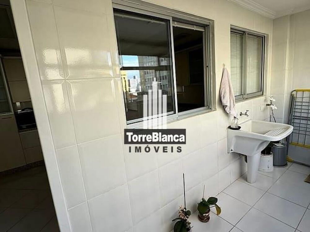 Apartamento, 4 quartos, 192 m² - Foto 2