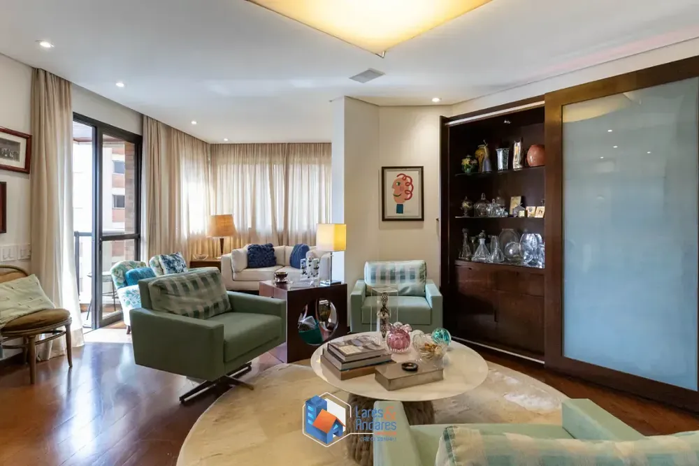 Apartamento, 4 quartos, 223 m² - Foto 2