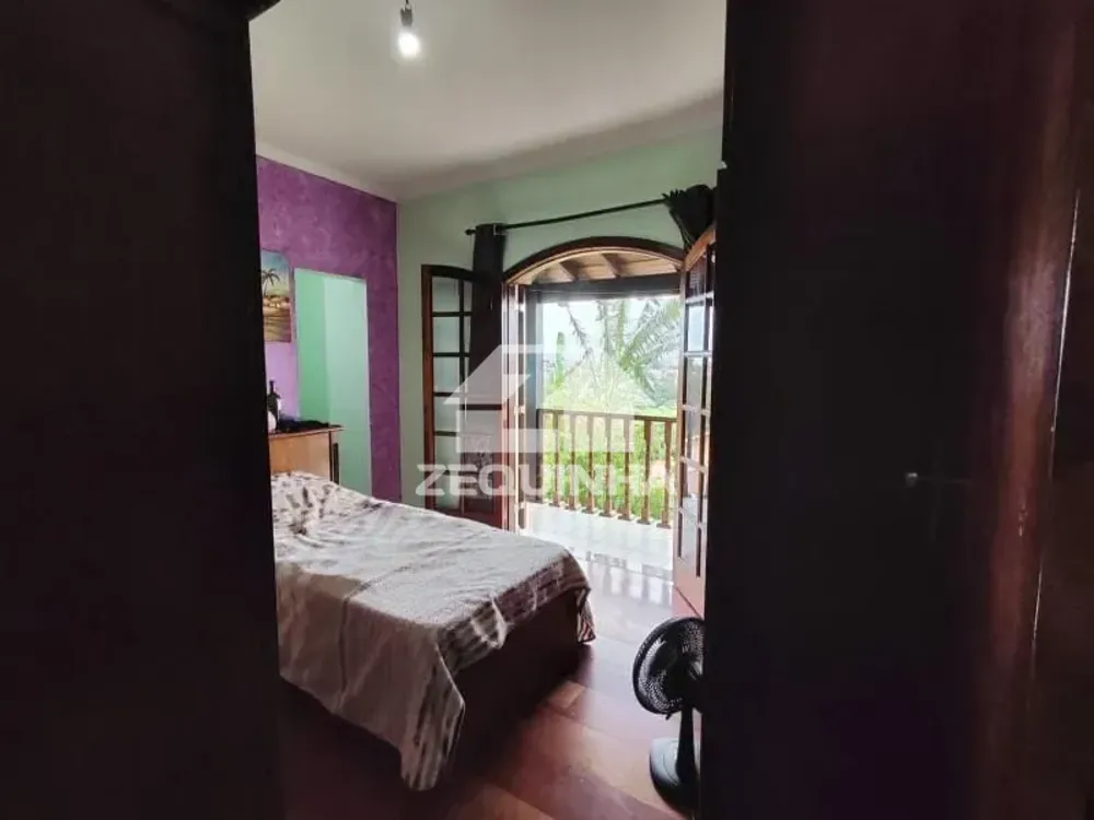 Casa, 5 quartos, 302 m² - Foto 2