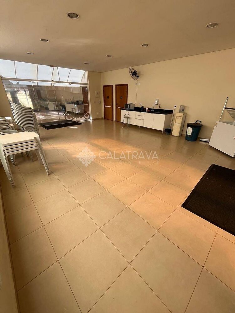 Apartamento à venda com 2 quartos, 55m² - Foto 10