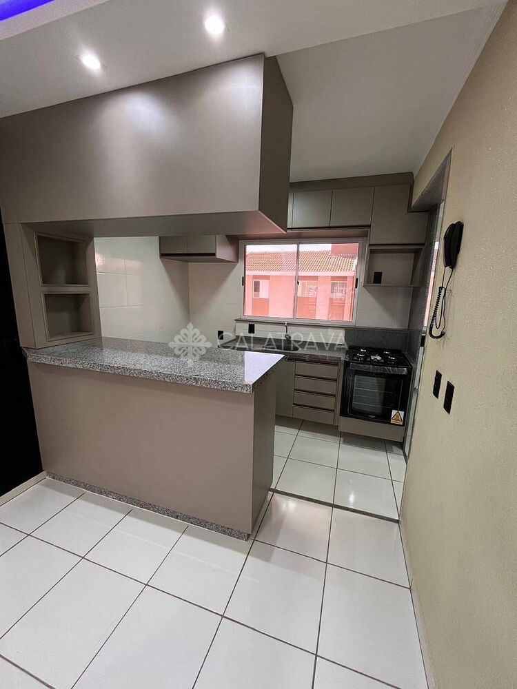 Apartamento à venda com 2 quartos, 55m² - Foto 3