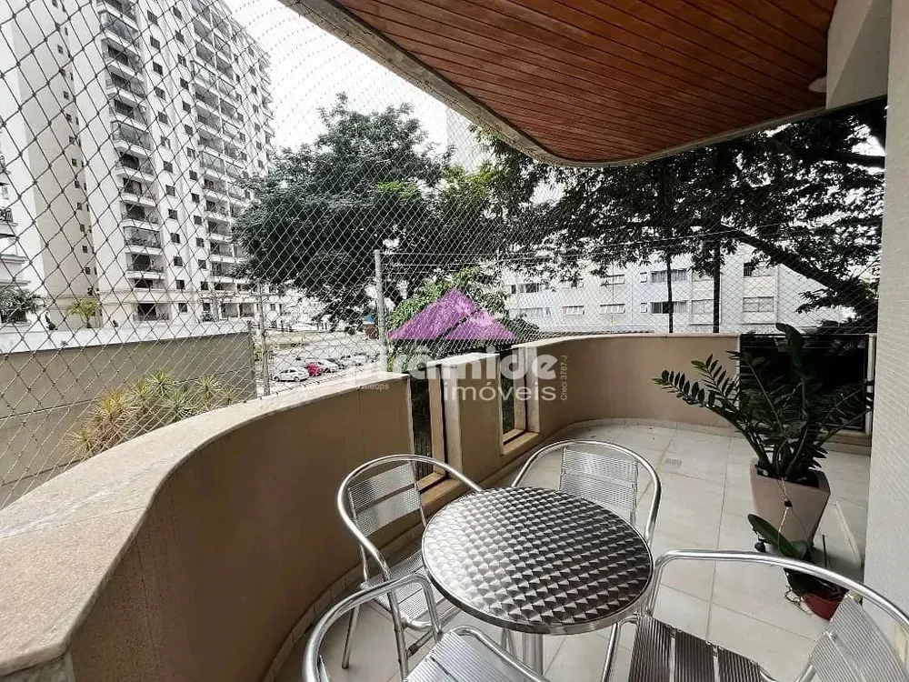 Apartamento, 4 quartos, 240 m² - Foto 1