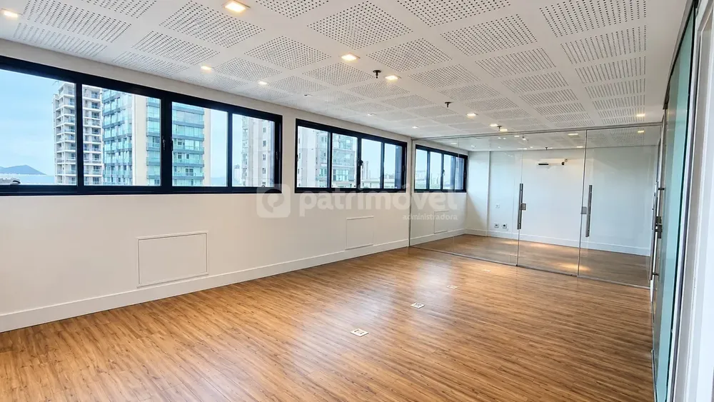 Apartamento, 250 m² - Foto 2