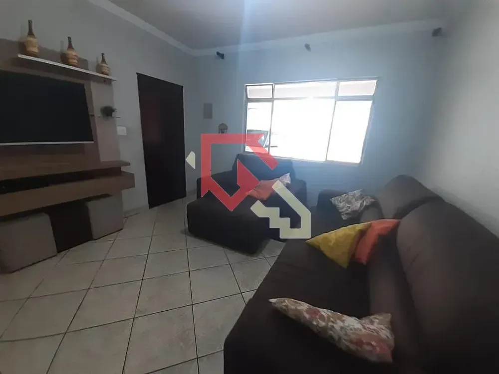 Casa, 3 quartos, 230 m² - Foto 1
