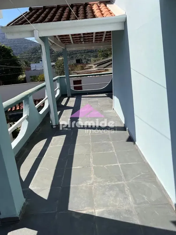 Casa, 3 quartos, 180 m² - Foto 1