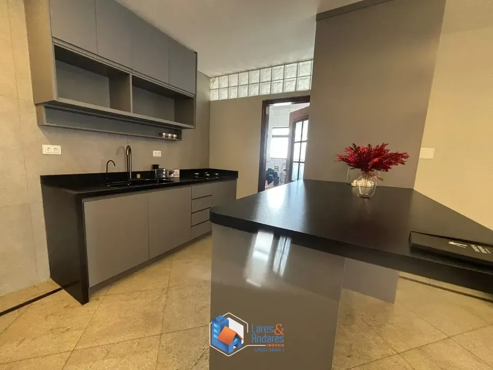Cobertura, 3 quartos, 192 m² - Foto 3