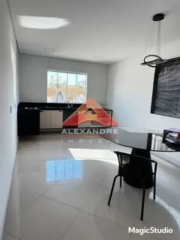 Casa, 3 quartos, 219 m² - Foto 3