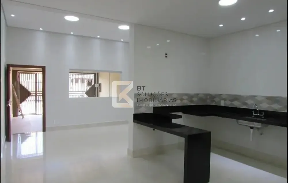 Casa, 3 quartos, 130 m² - Foto 2