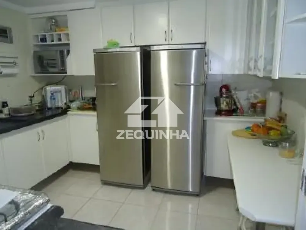 Casa, 3 quartos, 306 m² - Foto 4