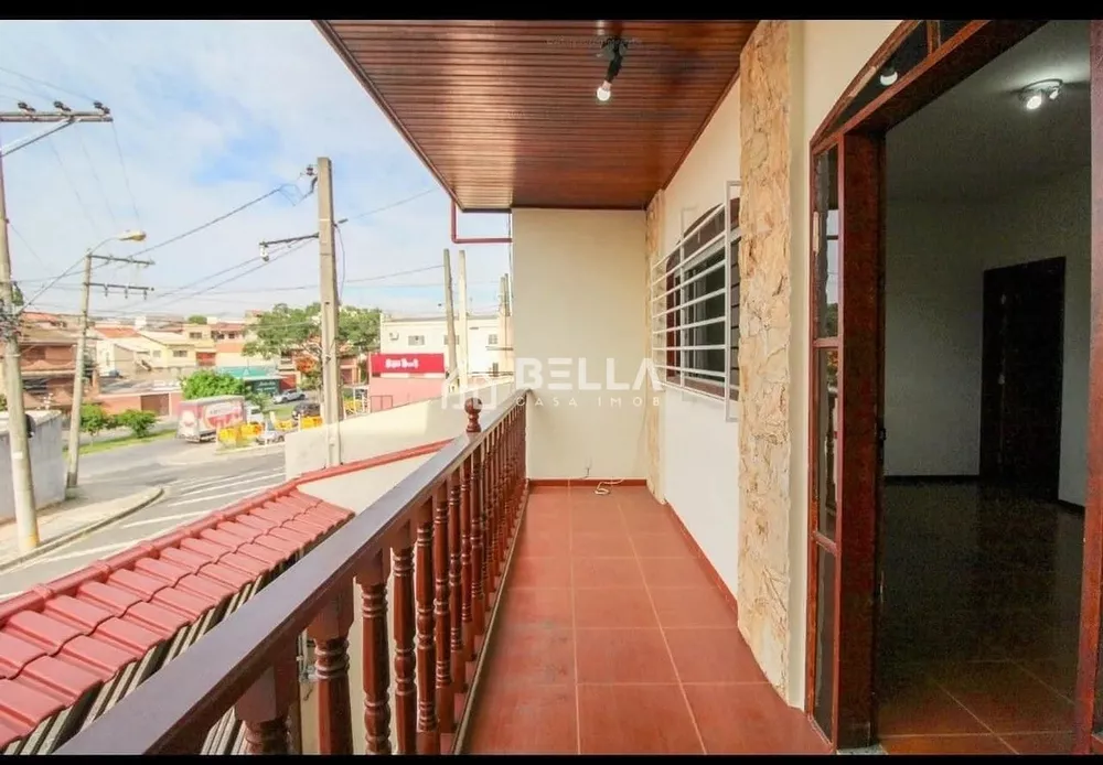 Casa à venda com 3 quartos, 198m² - Foto 3