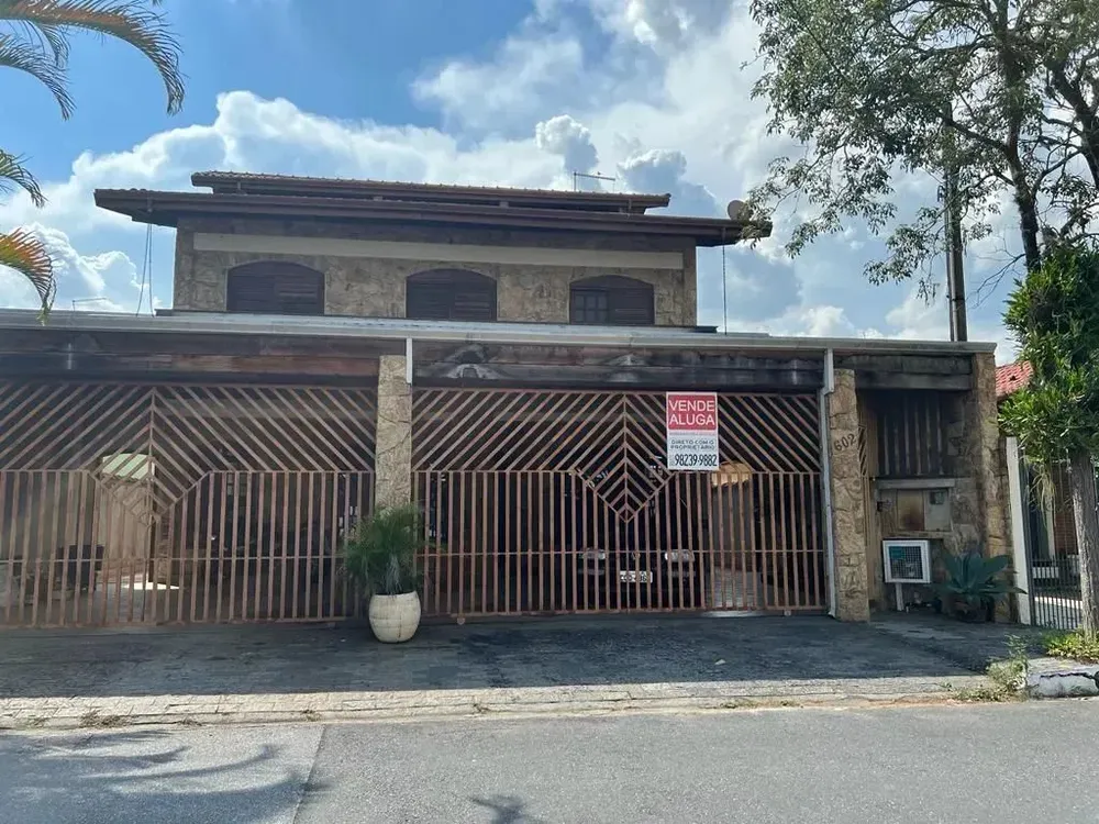 Casa, 4 quartos, 403 m² - Foto 1