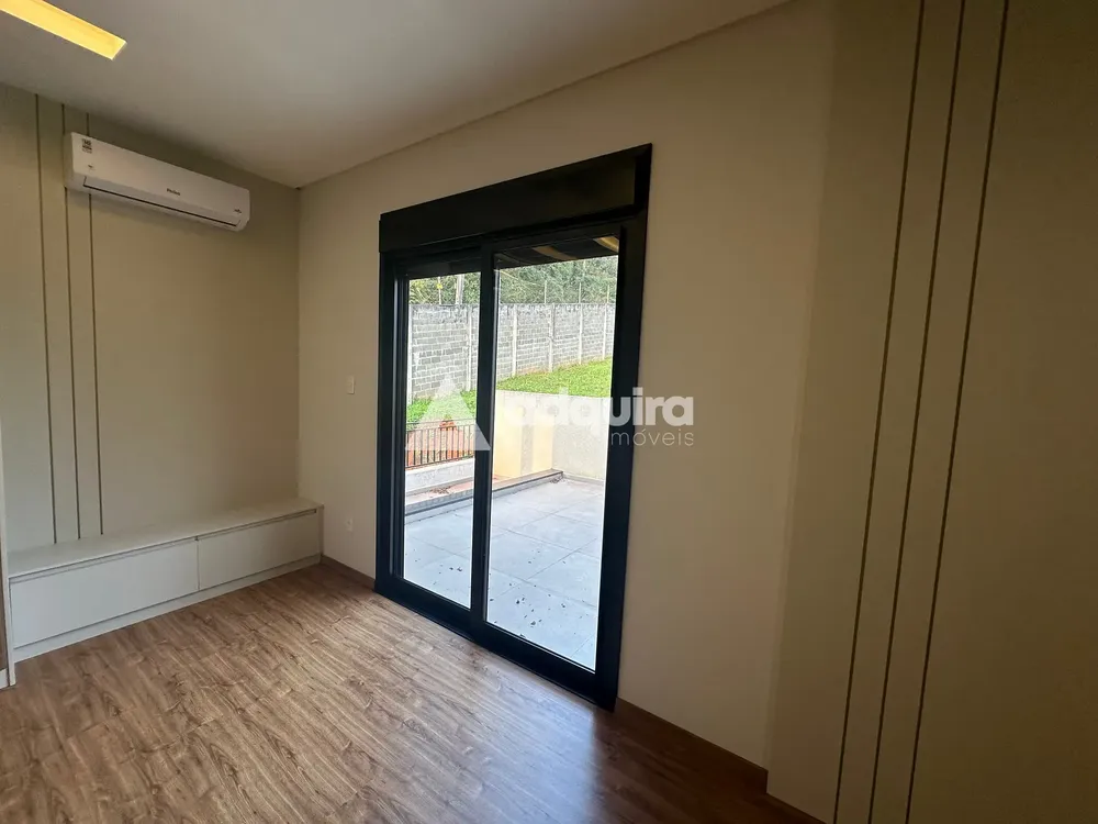 Casa, 4 quartos, 263 m² - Foto 4