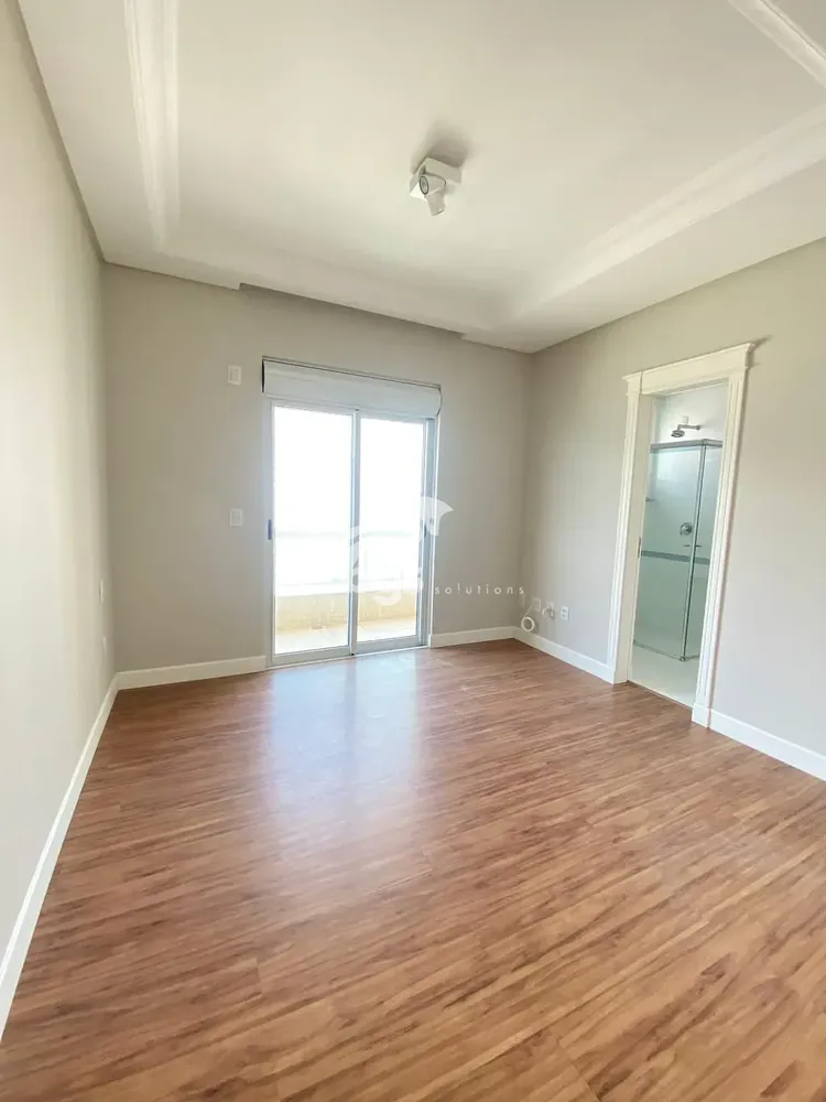 Apartamento, 3 quartos, 184 m² - Foto 3