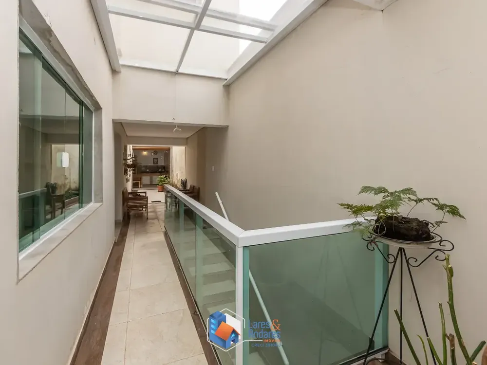 Sobrado, 3 quartos, 220 m² - Foto 1