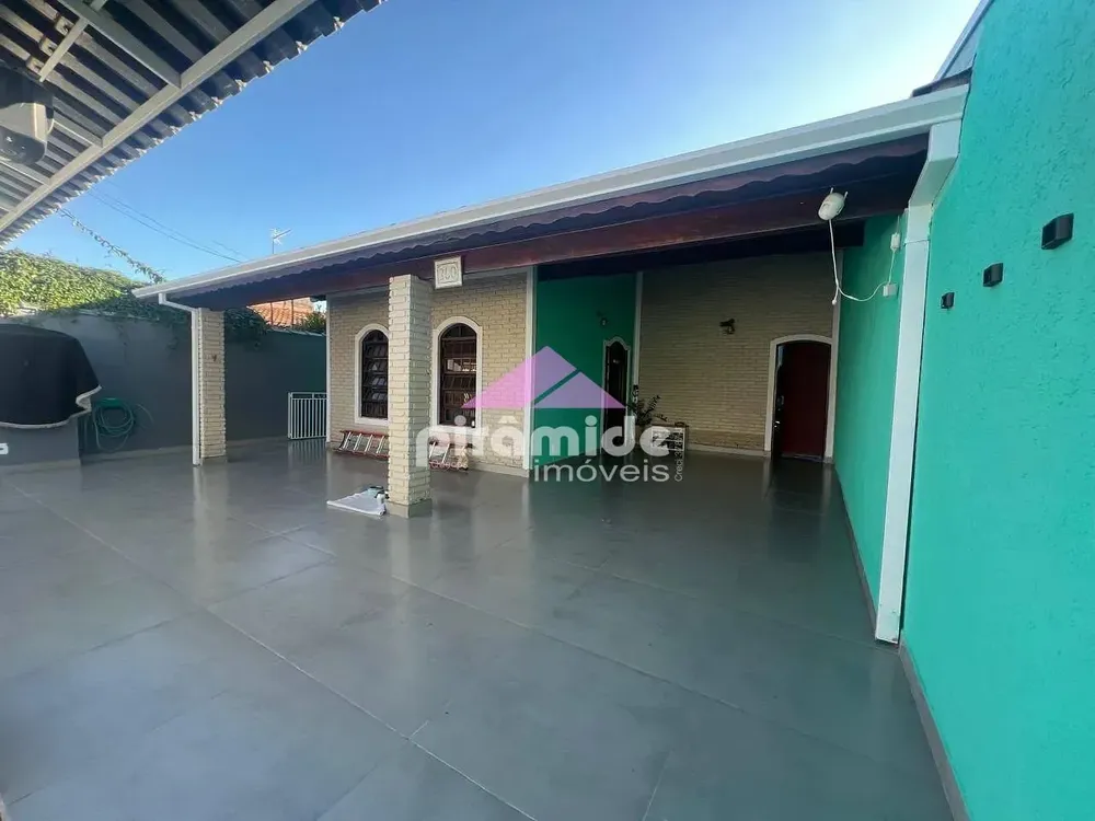 Casa, 3 quartos, 179 m² - Foto 2