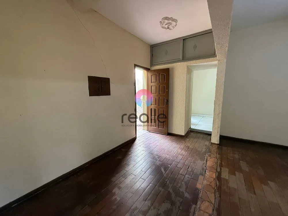 Casa, 1 quarto, 237 m² - Foto 4