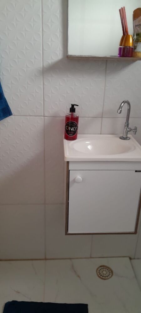 Casa à venda com 2 quartos, 110m² - Foto 2