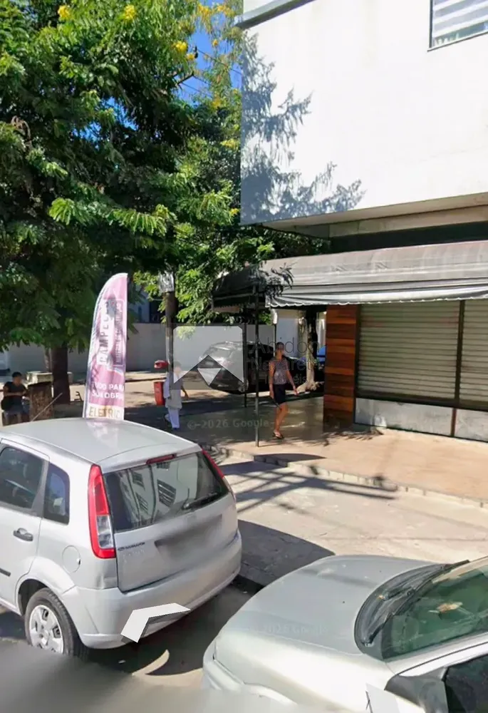 Casa, 4 quartos, 240 m² - Foto 1