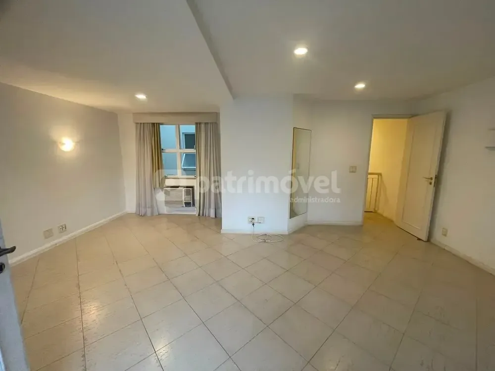 Casa, 4 quartos, 250 m² - Foto 17
