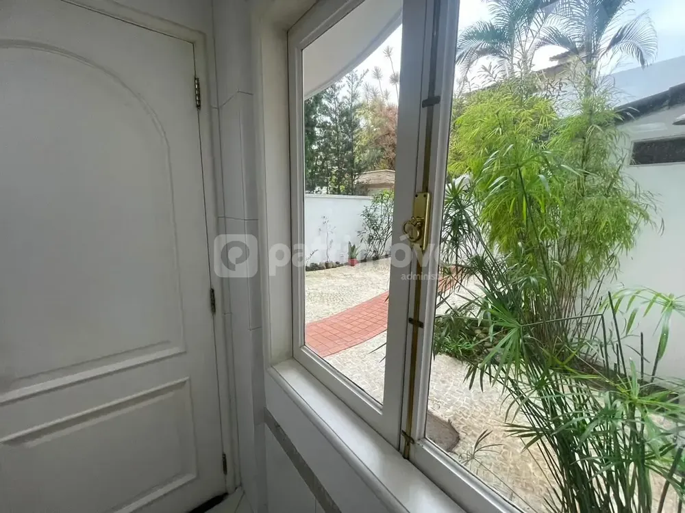Casa, 4 quartos, 250 m² - Foto 9