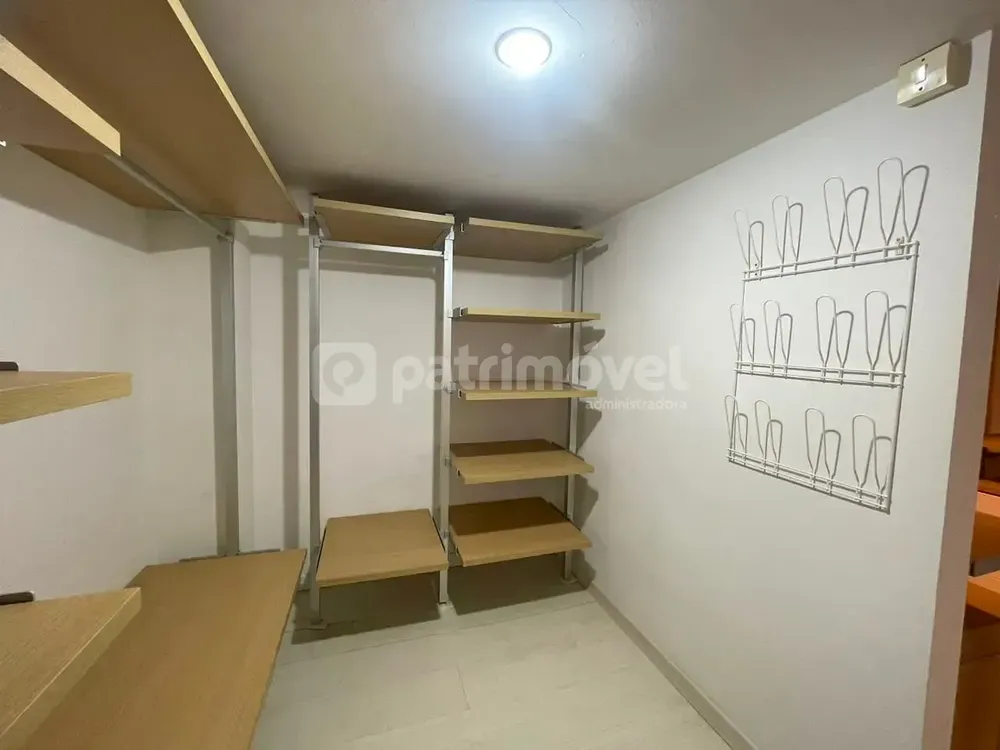 Casa, 4 quartos, 250 m² - Foto 23
