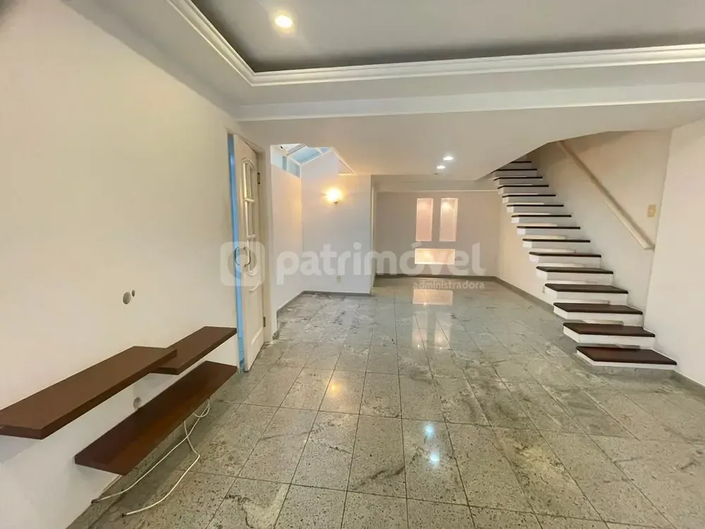 Casa, 4 quartos, 250 m² - Foto 3