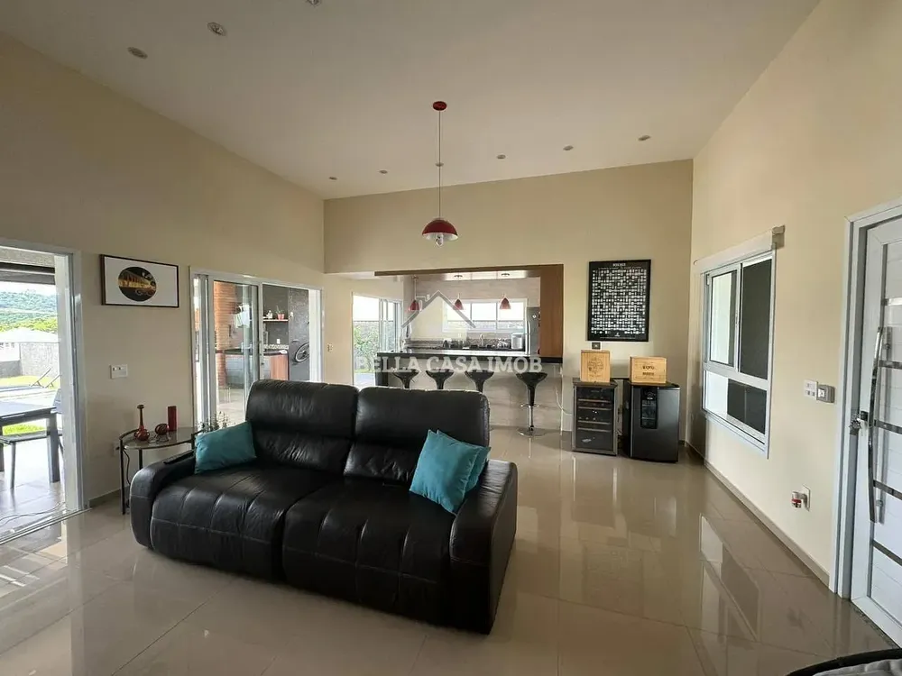 Sítio, 2 quartos, 800 m² - Foto 1