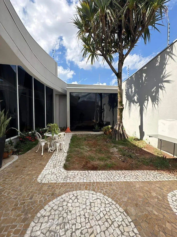 Casa, 3 quartos, 264 m² - Foto 7