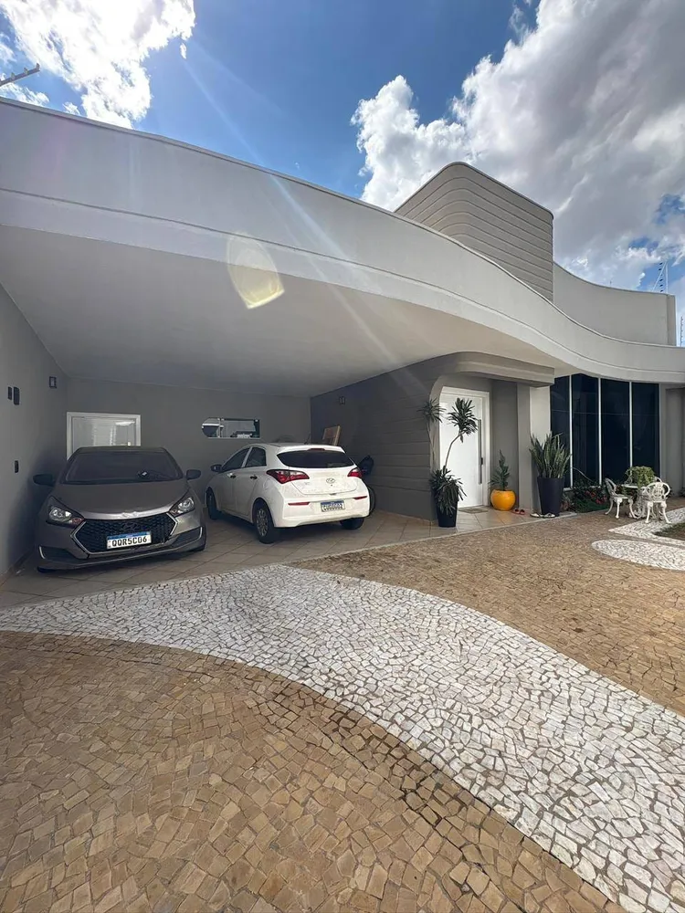 Casa, 3 quartos, 264 m² - Foto 2