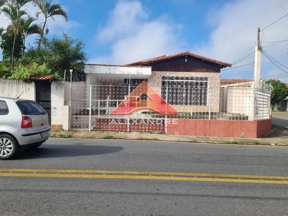 Casa, 3 quartos, 164 m² - Foto 1
