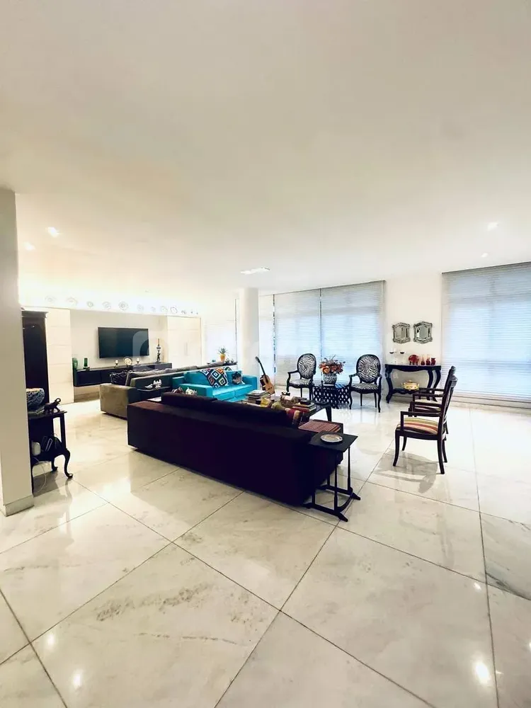 Apartamento, 4 quartos, 261 m² - Foto 2