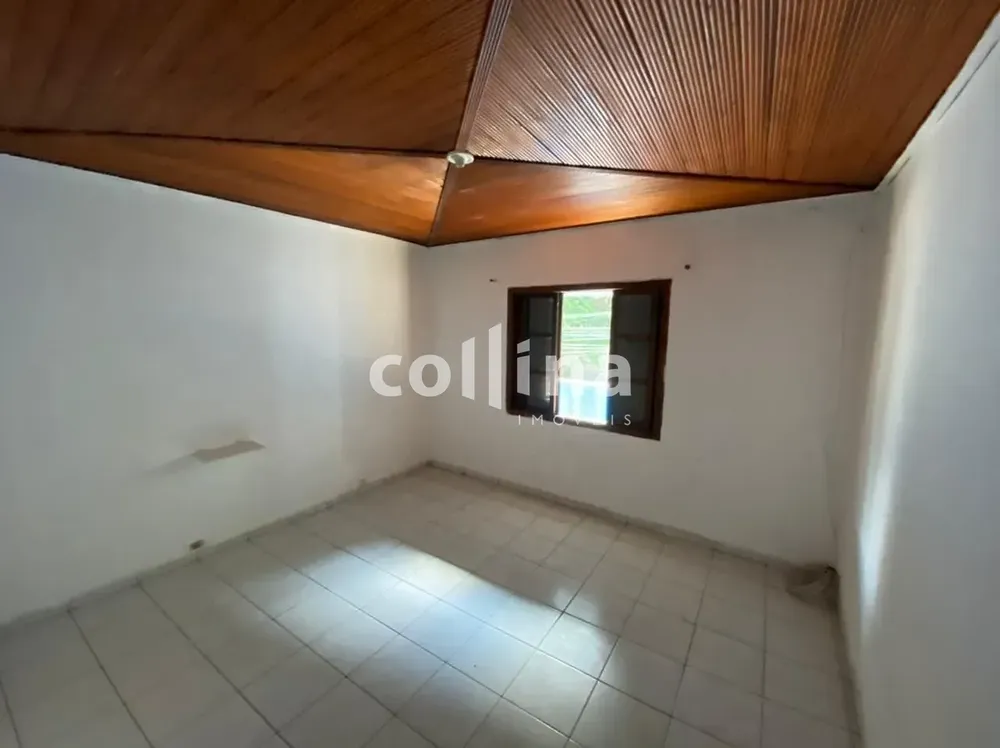Casa, 4 quartos, 317 m² - Foto 2