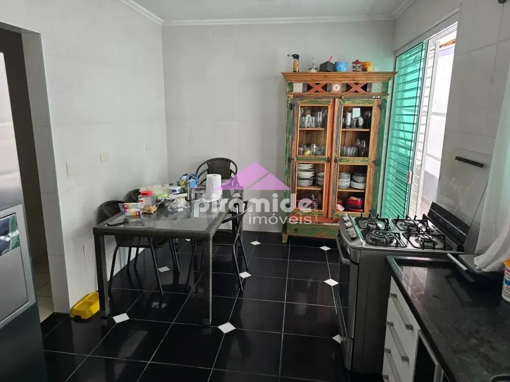 Casa, 3 quartos, 135 m² - Foto 1