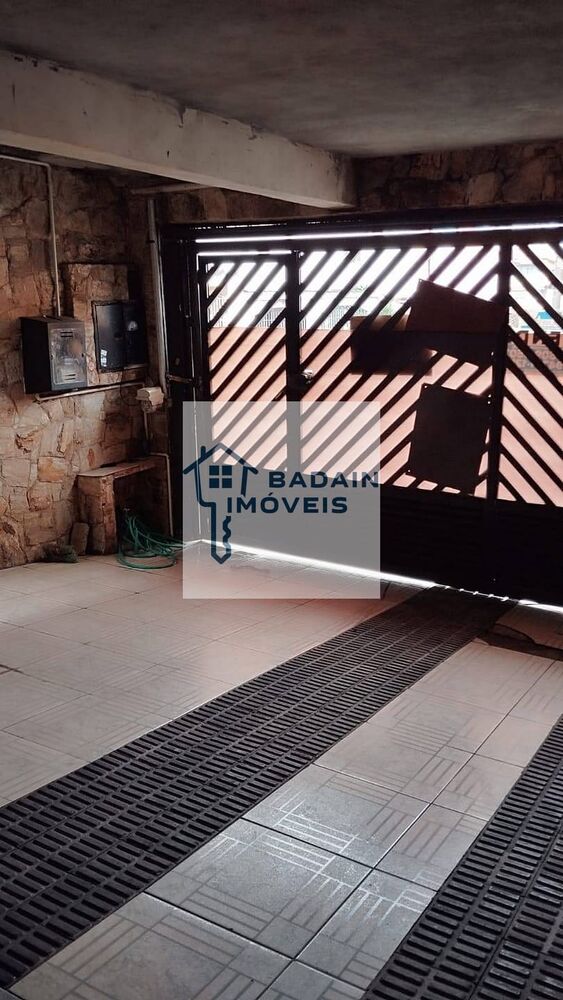 Sobrado à venda com 3 quartos, 200m² - Foto 18