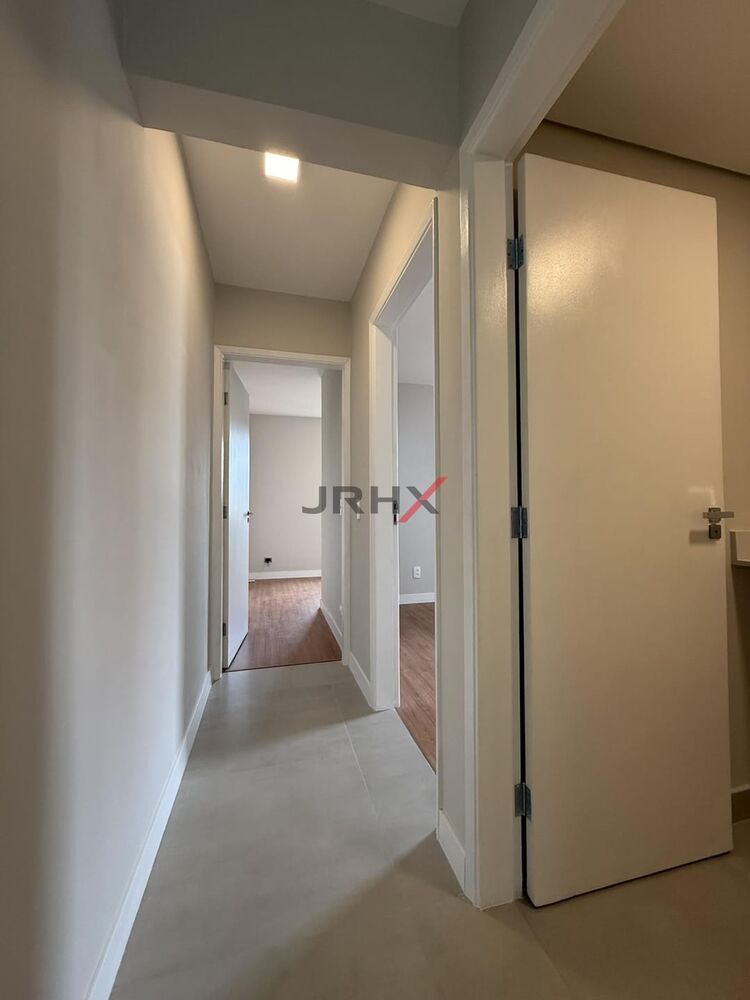 Apartamento à venda com 2 quartos, 60m² - Foto 15