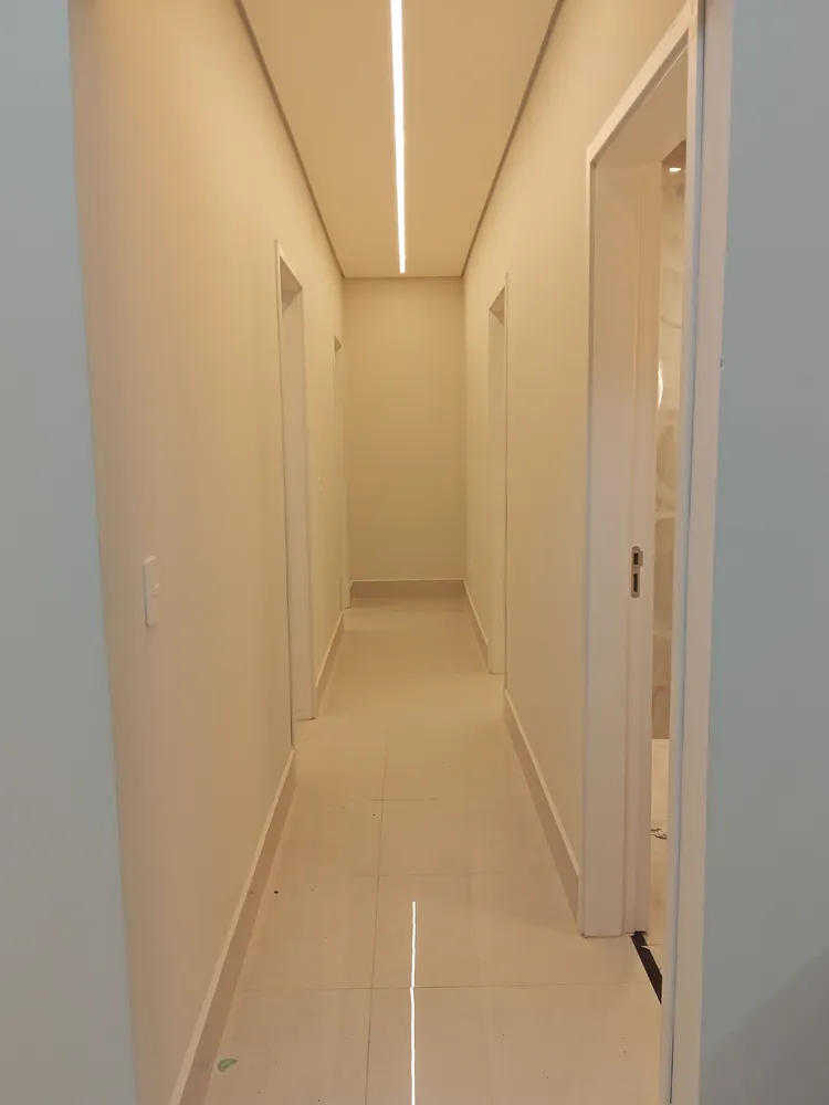 Casa, 3 quartos, 230 m² - Foto 2