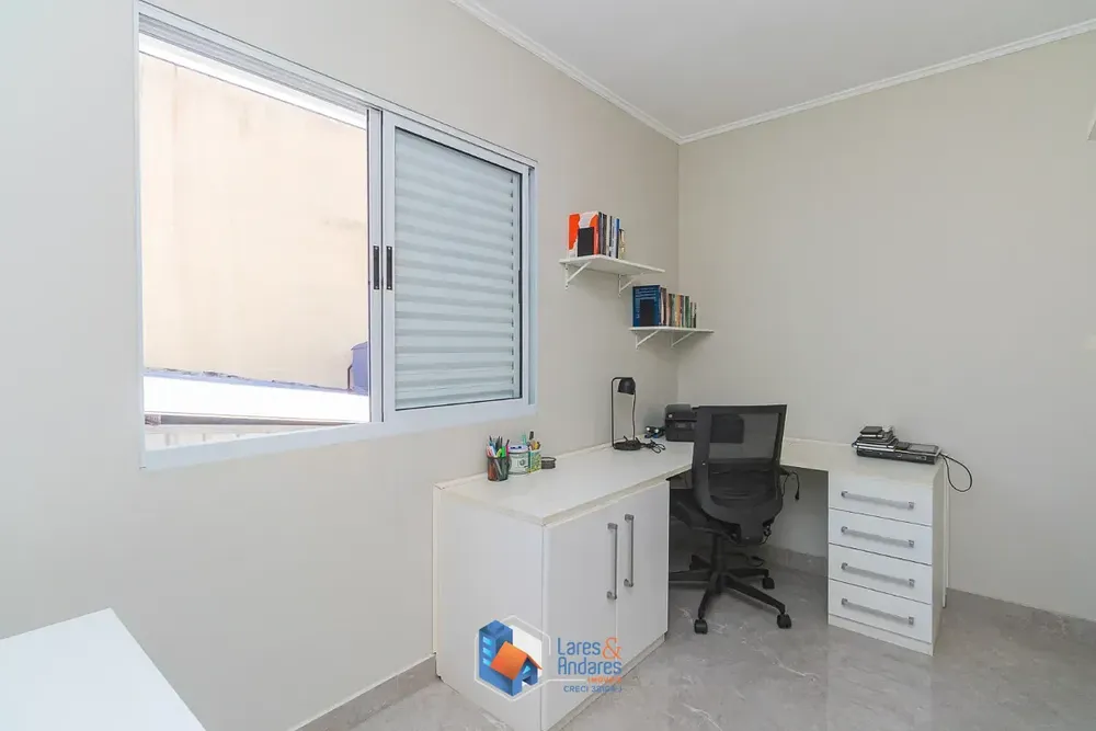 Casa, 3 quartos, 223 m² - Foto 1