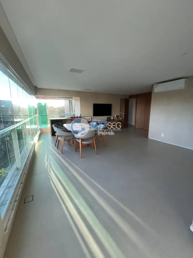 Apartamento, 3 quartos, 126 m² - Foto 2