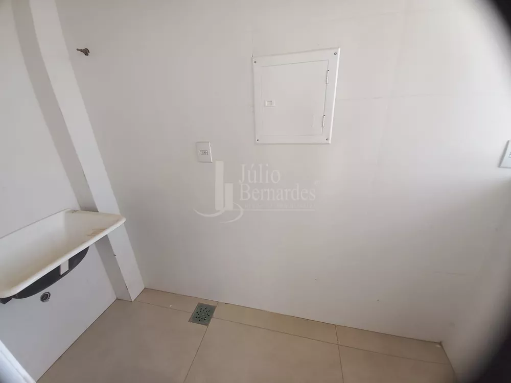 Apartamento à venda com 3 quartos, 90m² - Foto 4